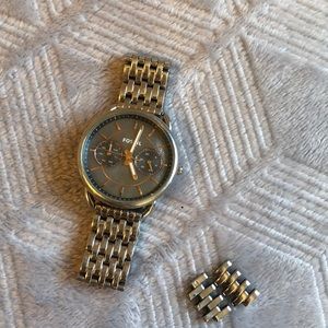 Women’s pearl faced FOSSIL watch